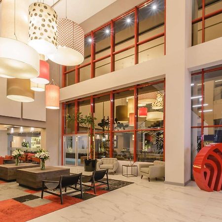 Nh Collection Leon Expo Ξενοδοχείο Εξωτερικό φωτογραφία